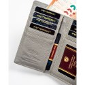 Średni, poziomy portfel damski ze skóry naturalnej zamykany na zatrzask, pokryty kwiatowym wzorem - Peterson