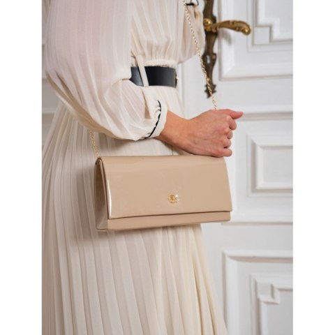 Elegancka kopertówka damska w beżowym kolorze wykonana ze skóry ekologicznej - Rovicky Elegancka kopertówka damska w beżowym kolorze wykonana ze skóry ekologicznej - Rovicky