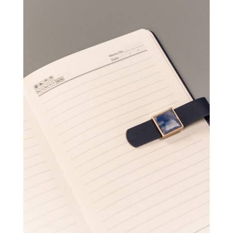 Zestaw prezentowy: granatowy notes w linie i czarny długopis z czarnym wkładem - Peterson Zestaw prezentowy: granatowy notes w linie i czarny długopis z czarnym wkładem - Peterson
