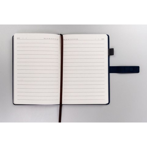 Zestaw prezentowy: notes A5 w granatowym kolorze w linie i długopis z czarnym wkładem - Peterson Zestaw prezentowy: notes A5 w granatowym kolorze w linie i długopis z czarnym wkładem - Peterson