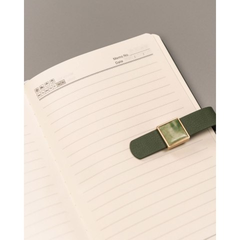 Zestaw prezentowy: zielony notes z magnetycznym zapięciem i czarny długopis z czarnym wkładem - Peterson Zestaw prezentowy: zielony notes z magnetycznym zapięciem i czarny długopis z czarnym wkładem - Peterson