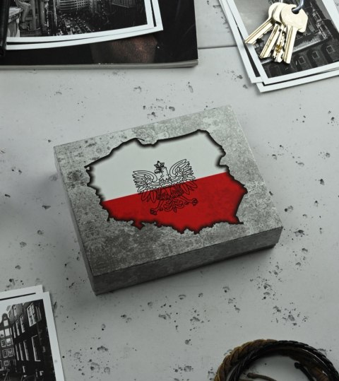 Skórzany portfel patriotyczny z godłem i flagą Polski Skórzany portfel patriotyczny z godłem i flagą Polski