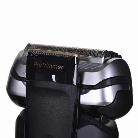 Golarka Braun 9 PRO 9590CC +baza i nasadka Comfort Golarka Braun 9 PRO 9590CC +baza i nasadka Comfort