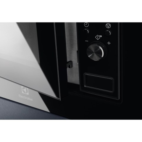 Kuchenka mikrofalowa Electrolux LMS2203EMX (700W; kolor czarny) Kuchenka mikrofalowa Electrolux LMS2203EMX (700W; kolor czarny)