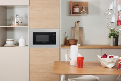 Kuchenka mikrofalowa INDESIT MWI 120 GX Kuchenka mikrofalowa INDESIT MWI 120 GX