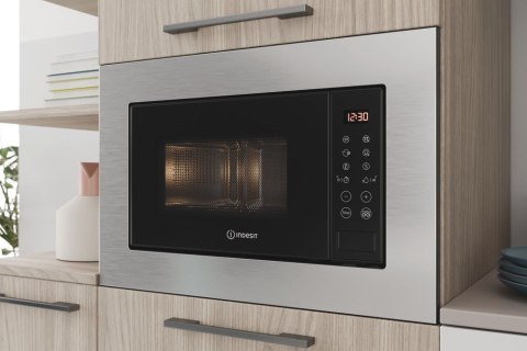 Kuchenka mikrofalowa INDESIT MWI 120 GX Kuchenka mikrofalowa INDESIT MWI 120 GX