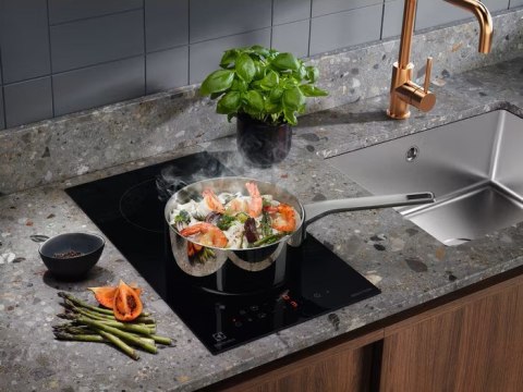 Płyta indukcyjna ELECTROLUX LIT30230C Płyta indukcyjna ELECTROLUX LIT30230C