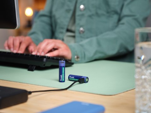 Baterie AA Trust USB-C RECHARGEABLE BATTERIES 2P Baterie AA Trust USB-C RECHARGEABLE BATTERIES 2P