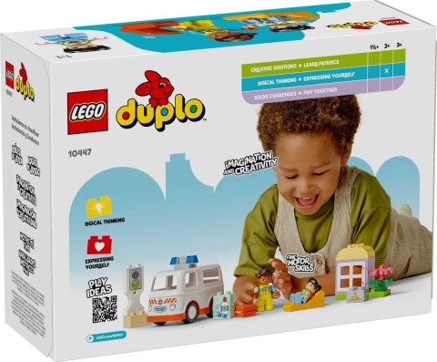 LEGO DUPLO TOWN 10447 Karetka z kierowcą LEGO DUPLO TOWN 10447 Karetka z kierowcą