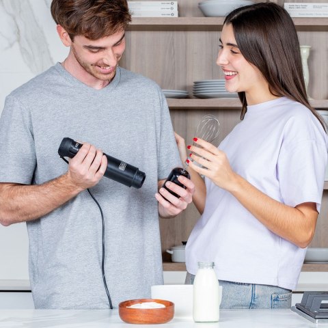Blender ręczny Black+Decker BXHBA1501E Blender ręczny Black+Decker BXHBA1501E