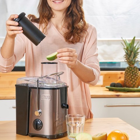 Sokowirówka Black+Decker BXJE600E (600W; czarny) Sokowirówka Black+Decker BXJE600E (600W; czarny)