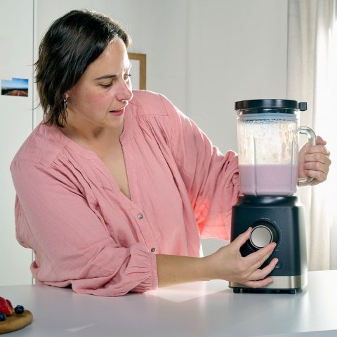 Blender kielichowy Black+Decker BXJB2000E 2000W Blender kielichowy Black+Decker BXJB2000E 2000W
