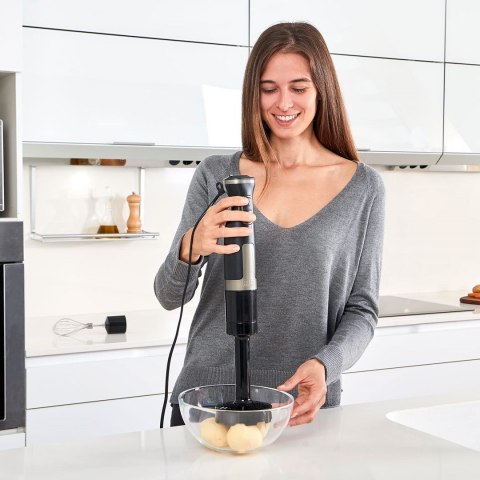 Blender ręczny Black+Decker BXHBA1500E (1500W) Blender ręczny Black+Decker BXHBA1500E (1500W)