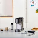 Kolbowy ekspres do kawy Black+Decker BXCO1350E