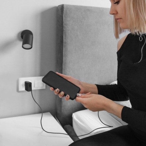 QOLTEC ŁADOWARKA SUPER QUICK PD | 1XUSB-C | 1XUSB | 65W | 5-20V | 1.5-3.25A | CZARNA QOLTEC ŁADOWARKA SUPER QUICK PD | 1XUSB-C | 1XUSB | 65W | 5-20V | 1.5-3.25A | CZARNA