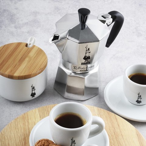 Zaparzacz do kawy BIALETTI Moka Express (kolor srebrny) Zaparzacz do kawy BIALETTI Moka Express (kolor srebrny)