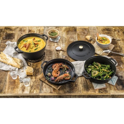 Zestaw 3 naczyń żeliwnych z pokrywką STAUB 40508-386-0 - czarny 24 cm Zestaw 3 naczyń żeliwnych z pokrywką STAUB 40508-386-0 - czarny 24 cm