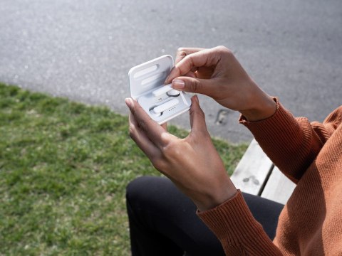 Słuchawki TRUST Primo Touch Wire-free Bluetooth White Słuchawki TRUST Primo Touch Wire-free Bluetooth White