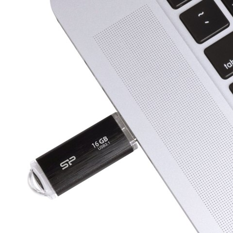 Pendrive Silicon Power Blaze B02 16GB USB 3.1 kolor czarny (SP016GBUF3B02V1K) Pendrive Silicon Power Blaze B02 16GB USB 3.1 kolor czarny (SP016GBUF3B02V1K)