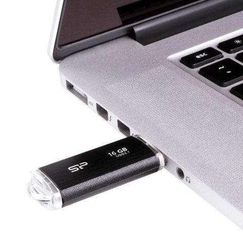 Pendrive Silicon Power Blaze B02 16GB USB 3.1 kolor czarny (SP016GBUF3B02V1K) Pendrive Silicon Power Blaze B02 16GB USB 3.1 kolor czarny (SP016GBUF3B02V1K)