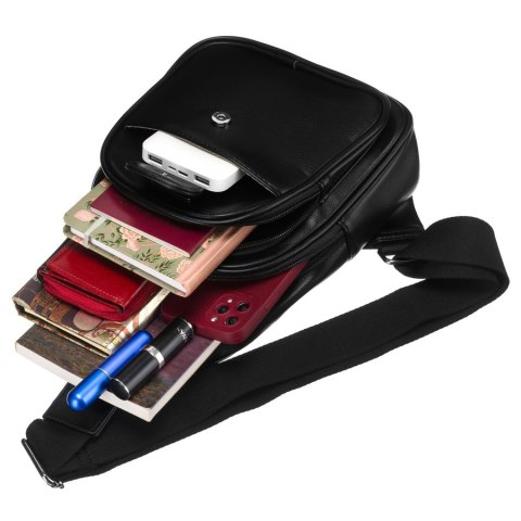 Czarna funkcjonalna saszetka damska z szerokim regulowanym paskiem nerka crossbody eko skóra Peterson Czarna funkcjonalna saszetka damska z szerokim regulowanym paskiem nerka crossbody eko skóra Peterson