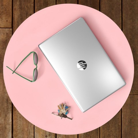 HP 17-cn3135nw i5-1334U 17,3"FHD AG IPS 250nits 16GB DDR4 SSD512 IrisXe Cam720p Win11 2Y Natural Silver HP 17-cn3135nw i5-1334U 17,3"FHD AG IPS 250nits 16GB DDR4 SSD512 IrisXe Cam720p Win11 2Y Natural Silver