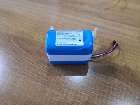 AYI Robot Lawn Mower 2600 mAh Li-ion Battery, 1 PCS | AYI | Robot Lawn Mower 2600 mAh Li-ion Battery, 1 PCS AYI Robot Lawn Mower 2600 mAh Li-ion Battery, 1 PCS | AYI | Robot Lawn Mower 2600 mAh Li-ion Battery, 1 PCS