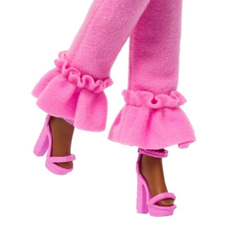 Barbie Deluxe Fashionista Doll Barbie Deluxe Fashionista Doll