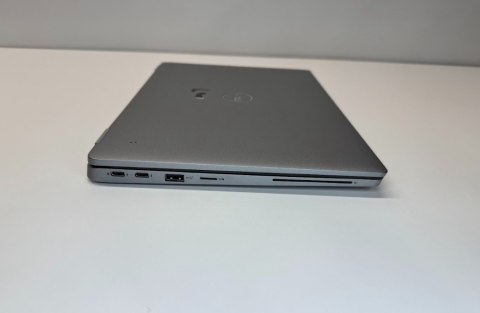 DELL Renew | REFURBISHED Grade B Dell Latitude 5330 | 13.3 " | FHD | Intel Core i3 | i3-1215U | 16 GB | Solid-state drive capaci DELL Renew | REFURBISHED Grade B Dell Latitude 5330 | 13.3 " | FHD | Intel Core i3 | i3-1215U | 16 GB | Solid-state drive capaci