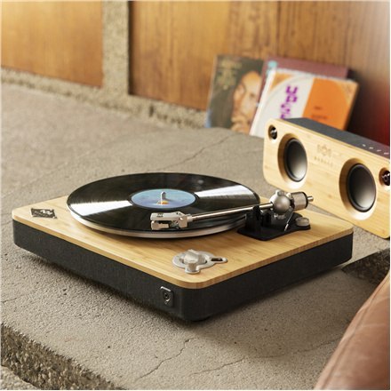 Marley Stir It Up Turntable, Wireless, Signature Black Marley | Stir It Up | Turntable | Port USB Marley Stir It Up Turntable, Wireless, Signature Black Marley | Stir It Up | Turntable | Port USB