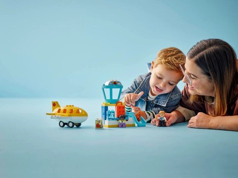 LEGO DUPLO 10443 FIRST TIME AT THE AIRPORT LEGO DUPLO 10443 FIRST TIME AT THE AIRPORT