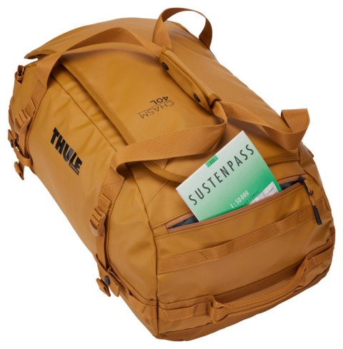 Thule Chasm Duffel 40L - Golden Brown Thule Chasm Duffel 40L - Golden Brown