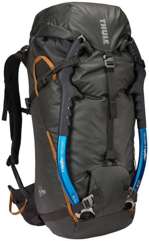 Thule | Stir Alpine, 40L | Hiking backpacks | Obsidian | Shoulder strap Thule | Stir Alpine, 40L | Hiking backpacks | Obsidian | Shoulder strap