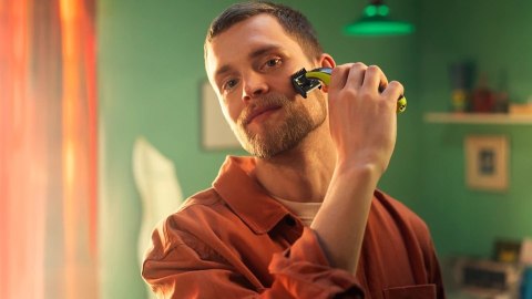 Philips Shaver | QP2724/10 OneBlade | Operating time (max) 45 min | Wet & Dry | NiMH | Black/Lime Philips Shaver | QP2724/10 OneBlade | Operating time (max) 45 min | Wet & Dry | NiMH | Black/Lime