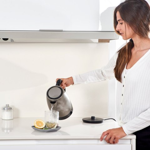 Czajnik elektryczny Black+Decker BXKE2201E (2200 W; 1,7l) Czajnik elektryczny Black+Decker BXKE2201E (2200 W; 1,7l)