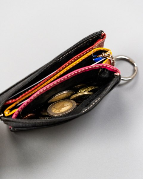 Czarne skórzane etui na klucze w formie portfela - Peterson Czarne skórzane etui na klucze w formie portfela - Peterson