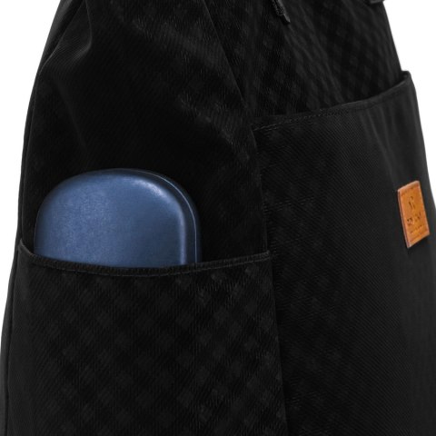 Czarny shopper damski z poliestru pokrytego geometrycznym wzorem - Rovicky Czarny shopper damski z poliestru pokrytego geometrycznym wzorem - Rovicky