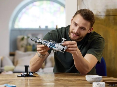 LEGO Star Wars 75377 Niewidzialna ręka LEGO Star Wars 75377 Niewidzialna ręka