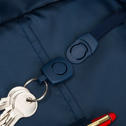 Plecak podróżny wykonany z cordury w granatowym kolorze, wyposażony w port USB - Peterson Plecak podróżny wykonany z cordury w granatowym kolorze, wyposażony w port USB - Peterson