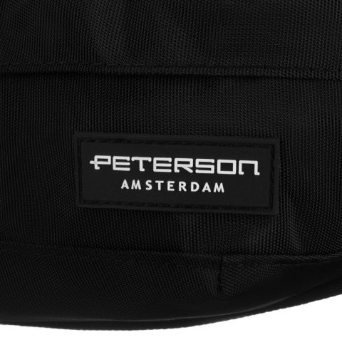 Sportowa, pojemna saszetka z poliestru w czarnym kolorze - Peterson Sportowa, pojemna saszetka z poliestru w czarnym kolorze - Peterson