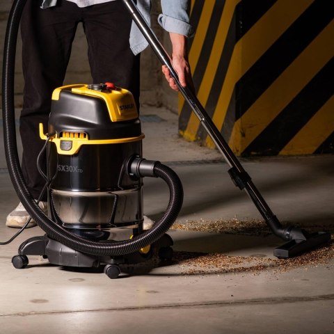 Odkurzacz przemysłowy STANLEY Wet&Dry SXVC30XTDE (1600W; kolor czarny) Odkurzacz przemysłowy STANLEY Wet&Dry SXVC30XTDE (1600W; kolor czarny)