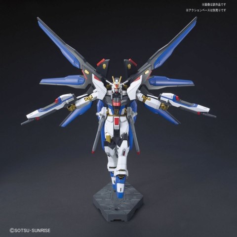 Figurka kolekcjonerska Bandai HGCE 1/144 ZGMF-X20A STRIKE FREEDOM GUNDAM