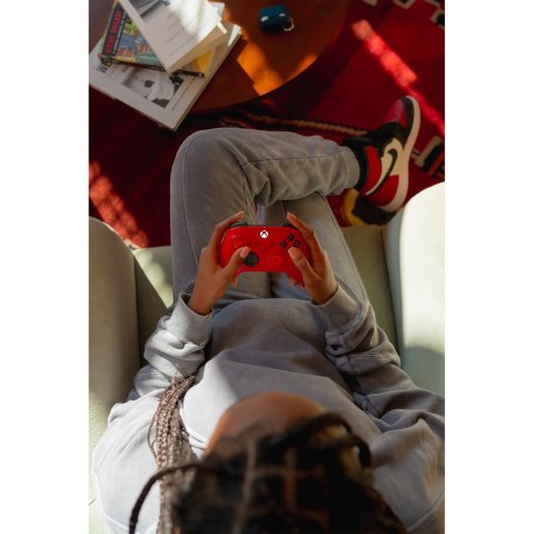 Microsoft Xbox Series Kontroler - Pulsujący czerwon (WYPRZEDAŻ)