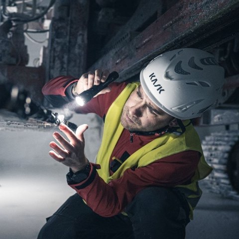 Latarka Ledlenser P7R Latarka Ledlenser P7R