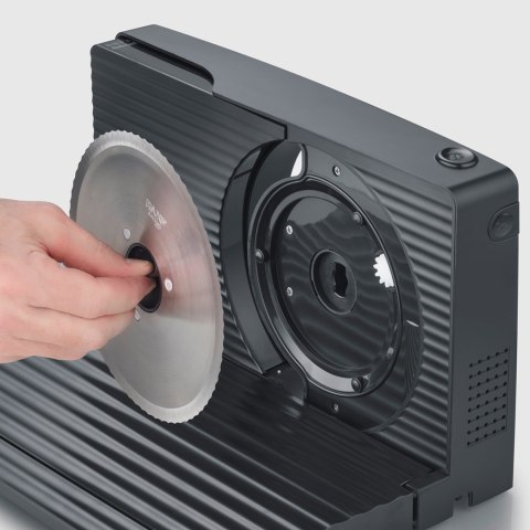 SEVERIN KRAJALNICA KOMPAKTOWA CZARNA, SILNIK DC, REGULACJA KROJENIA 0-15MM, ZDEJMOWANE OSTRZE, SKŁADANA, MOC 100W AS9578