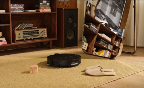 Robot sprzątający Roborock Saros 10 (czarny)